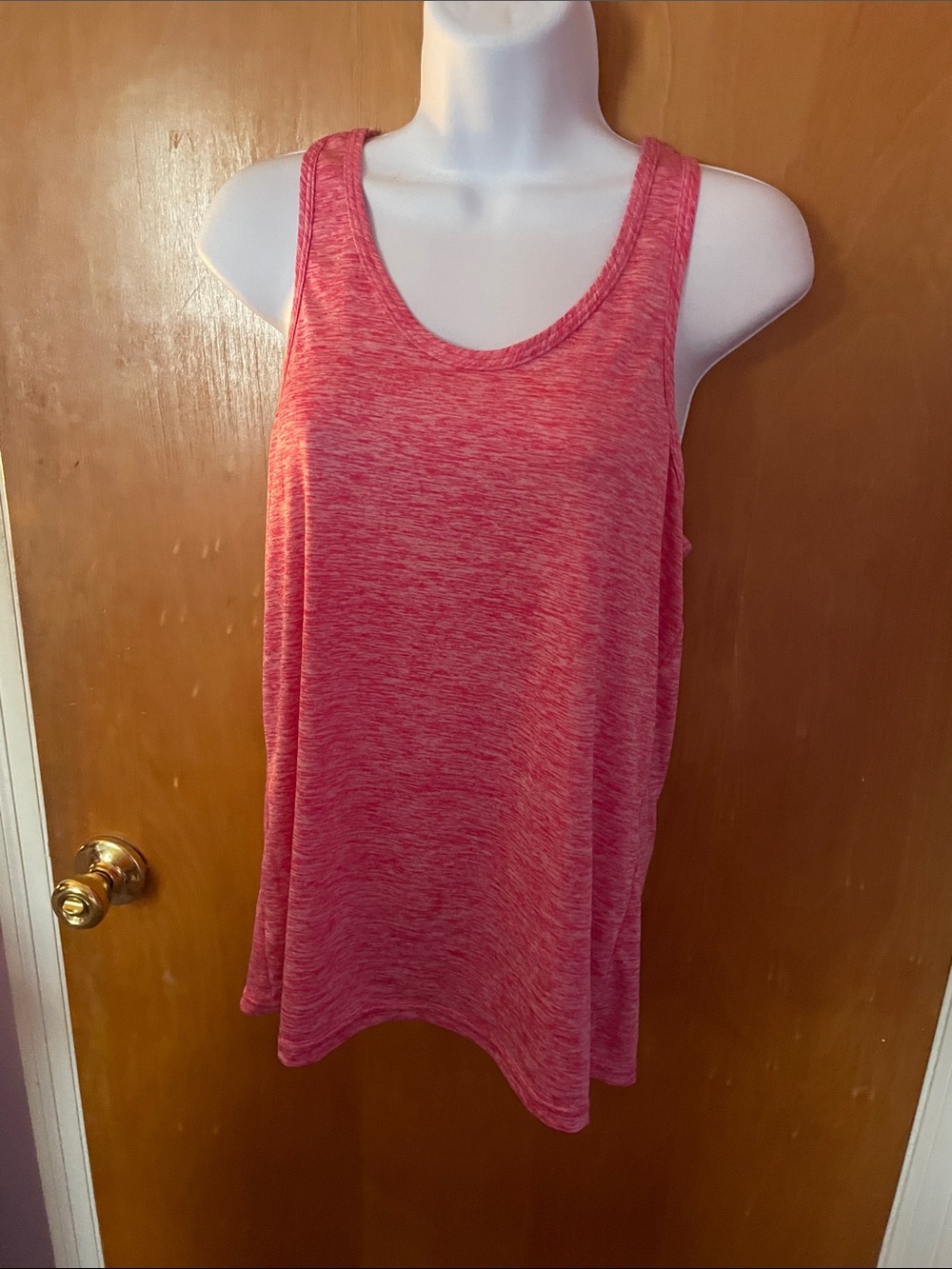 Pink Heathered Racerback Tank 🩷 - Picture 6 of 12